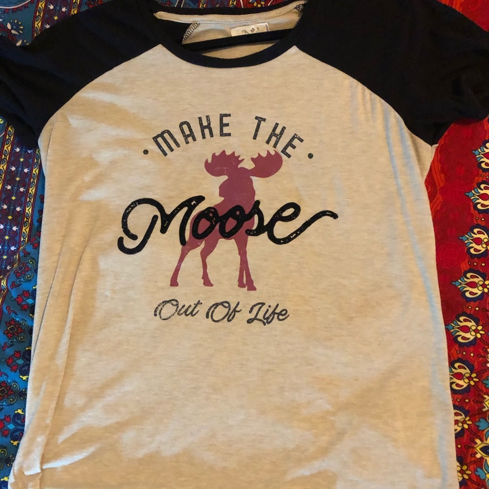 Graphic tee